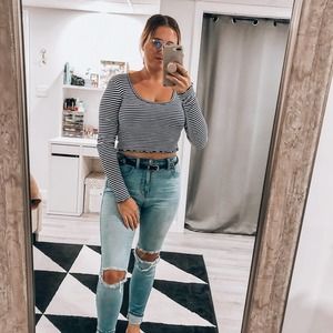 Me to We Blue Striped Crewneck Crop Top Small